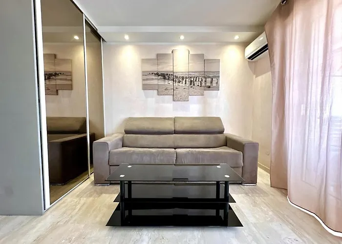 Апартаменты Studio, Piscine, Vue Proche Monaco Кап-д'Ай